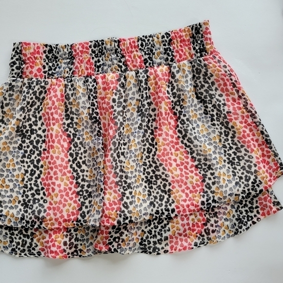 Mimi Chica Cheetah Tiered Mini Skirt Size Small - Picture 3 of 7
